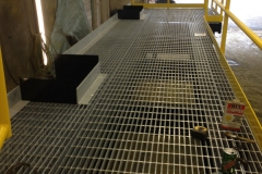 Galvanized-grating-with-toe-guard-and-cut-outs